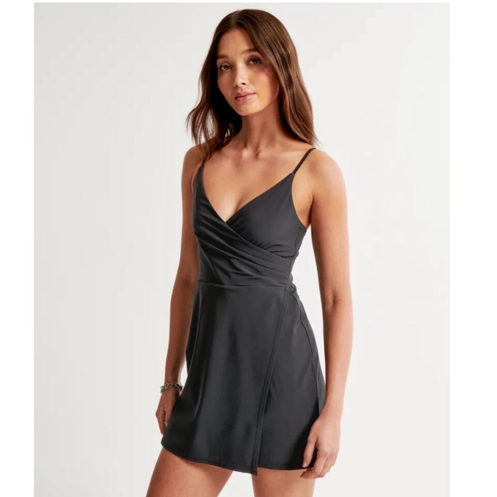 Abercrombie & Fitch Traveler Wrap Mini Dress